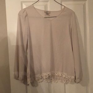 Off white blouse with lace bottom